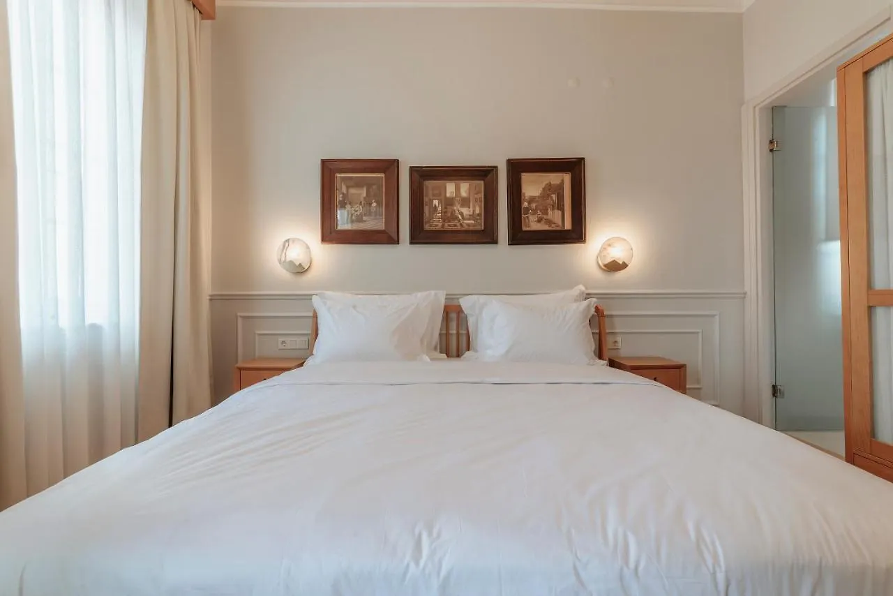 Karargah Urla Otel